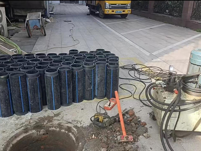 海兴PE置换管厂家 DN315置换管 非开挖管短管置换